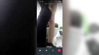 Nguyễn Thị Khánh Chi móc lồn tự sướng bắn tùm lum ae nghe em nó rên + khẩu dâm