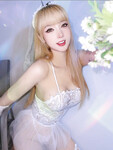 Trần Khởi My 1997 Ladyboy